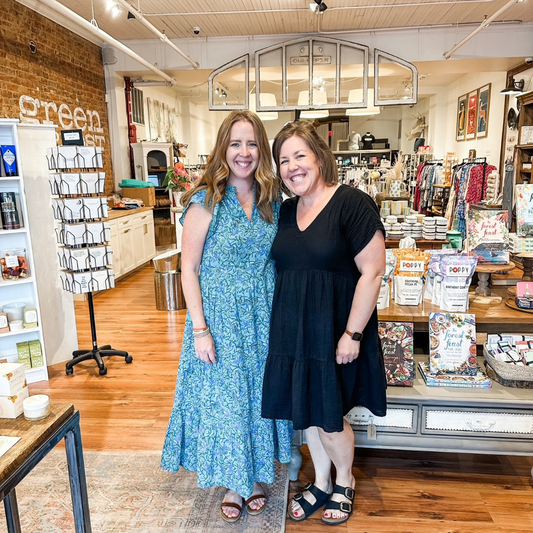 Photo of Ginny and Kelsey.