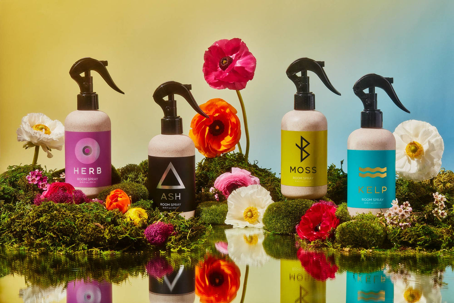 Hallo Iceland Moss Room Spray