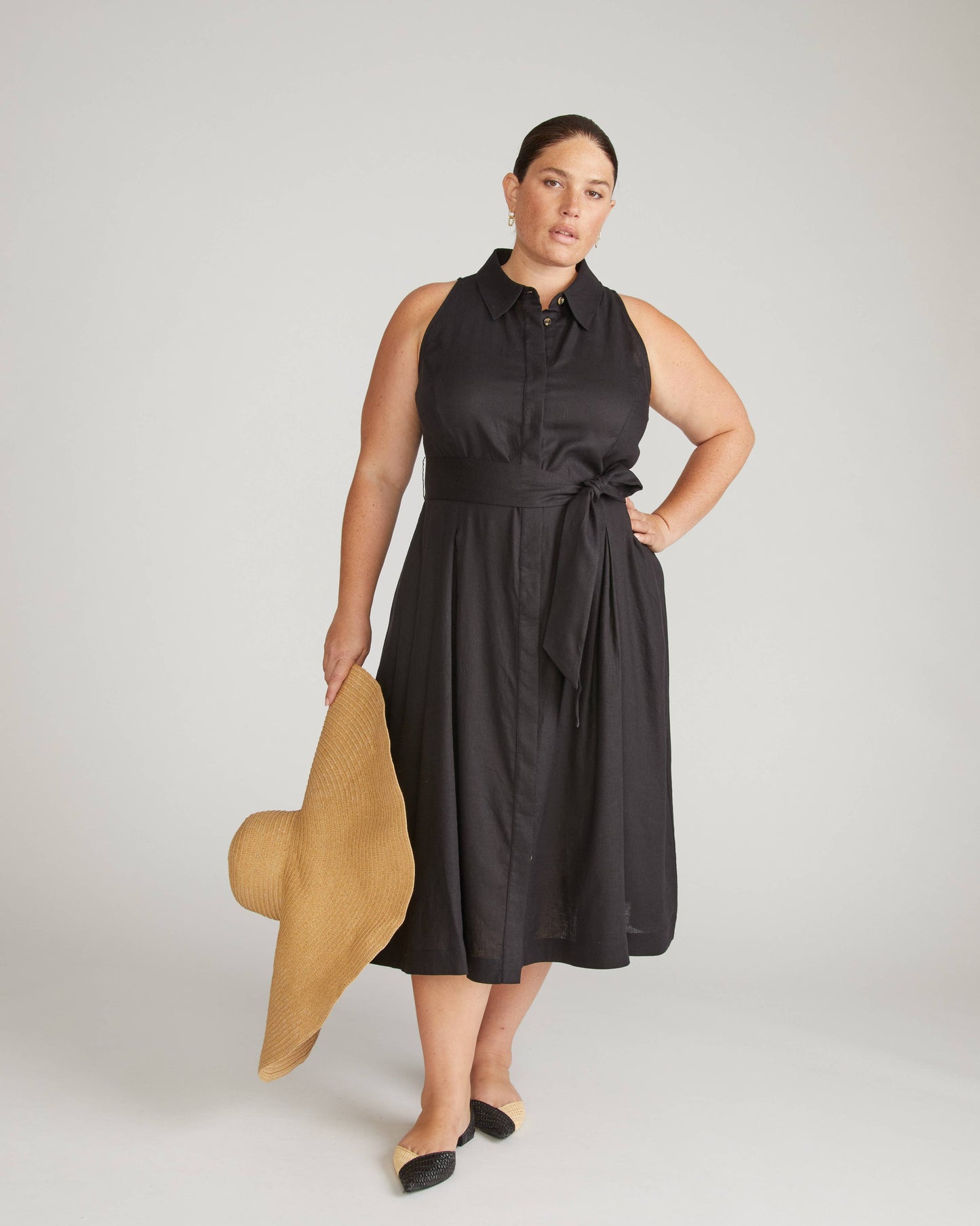 Adelaide Linen Shirtdress in Black