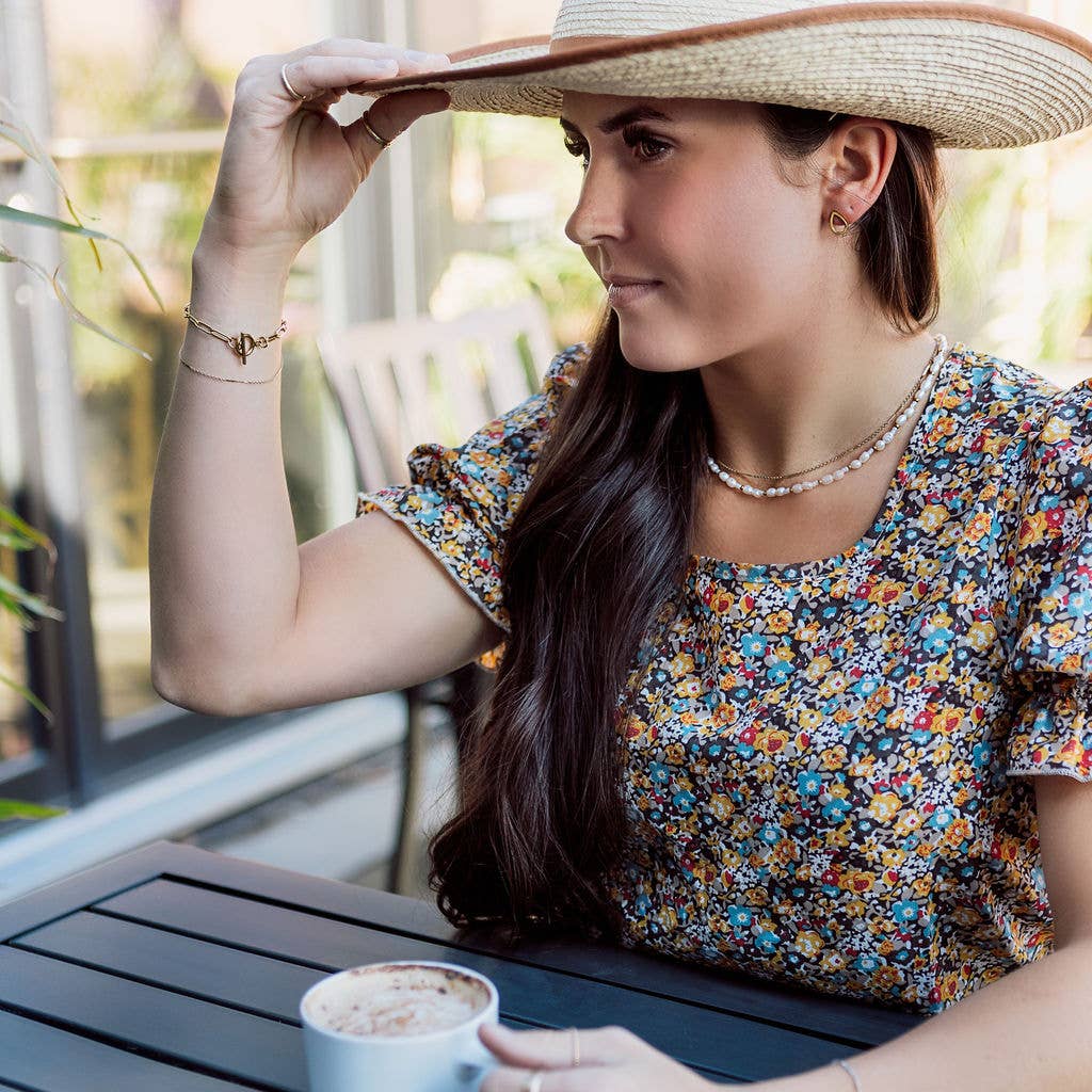 Louisa Paperclip Chain Bracelet in Yellow Gold
