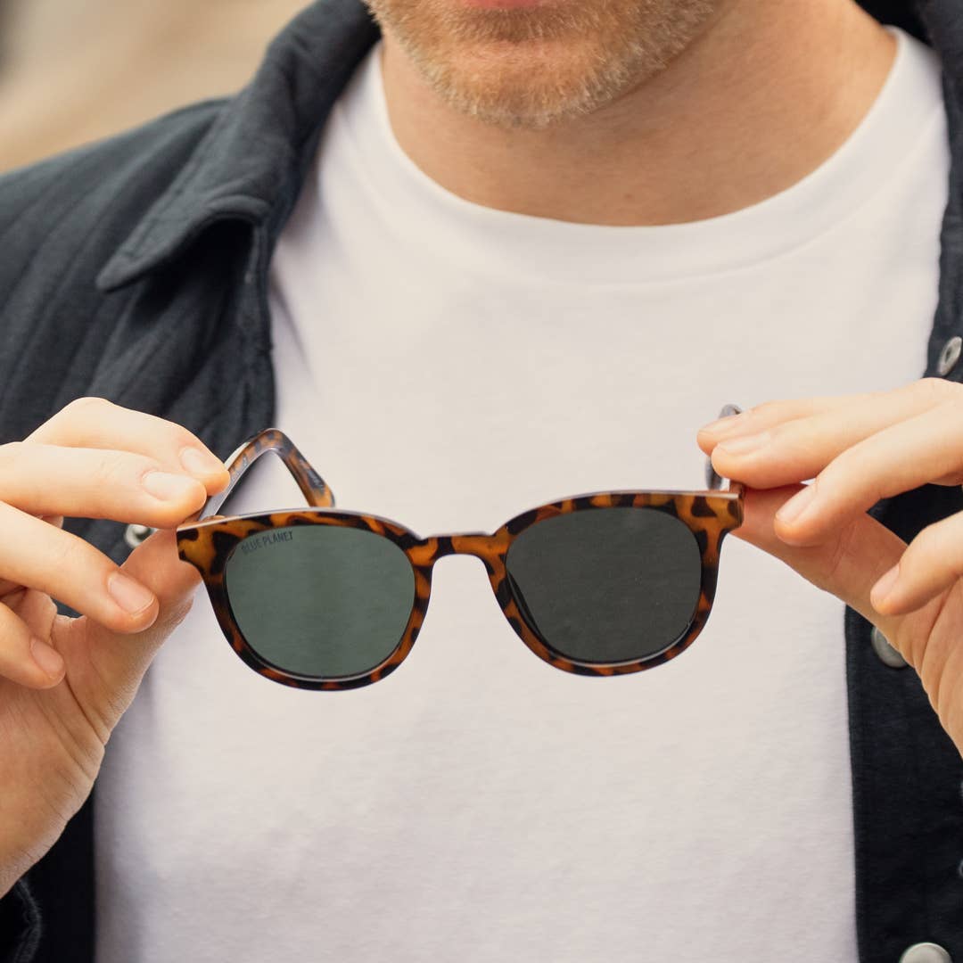 Gram Sunglasses - Honey Tortoise / Grey-Green Polarized