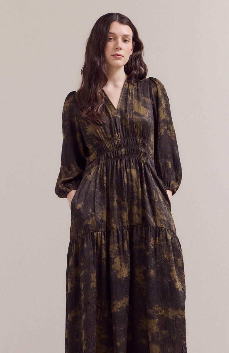 Printed Midi Dress with 3/4 Sleeves in Tapenade