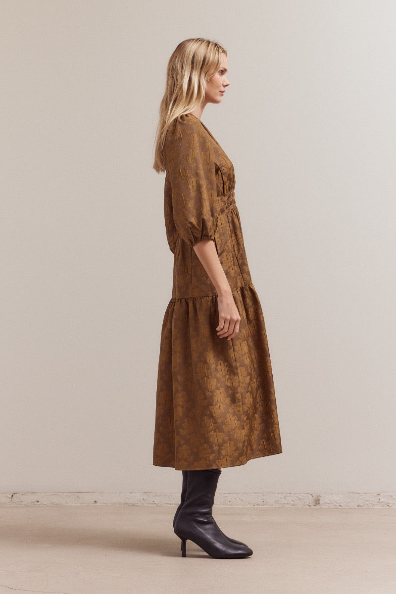 Floral Jacquard Midi Dress in Cacao