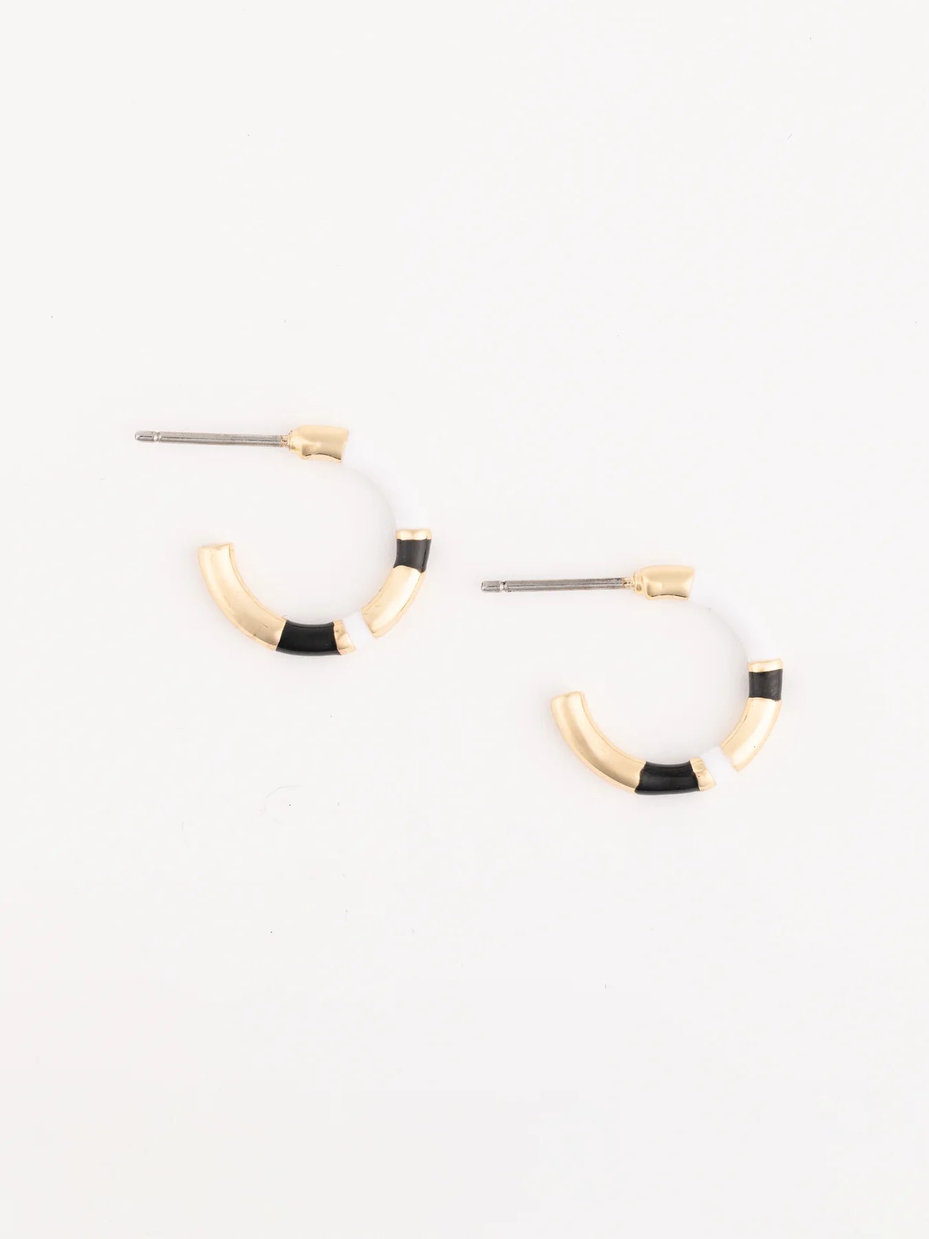 Layne Earrings in White & Black