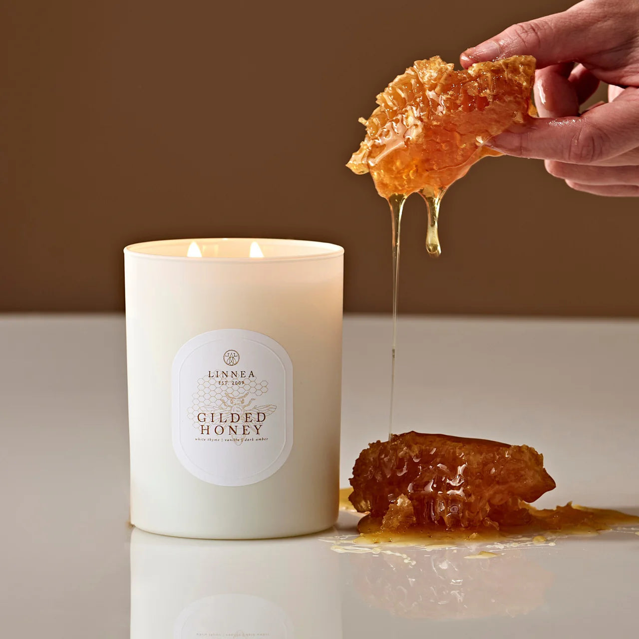 Linnea Gilded Honey 2-wick Candle
