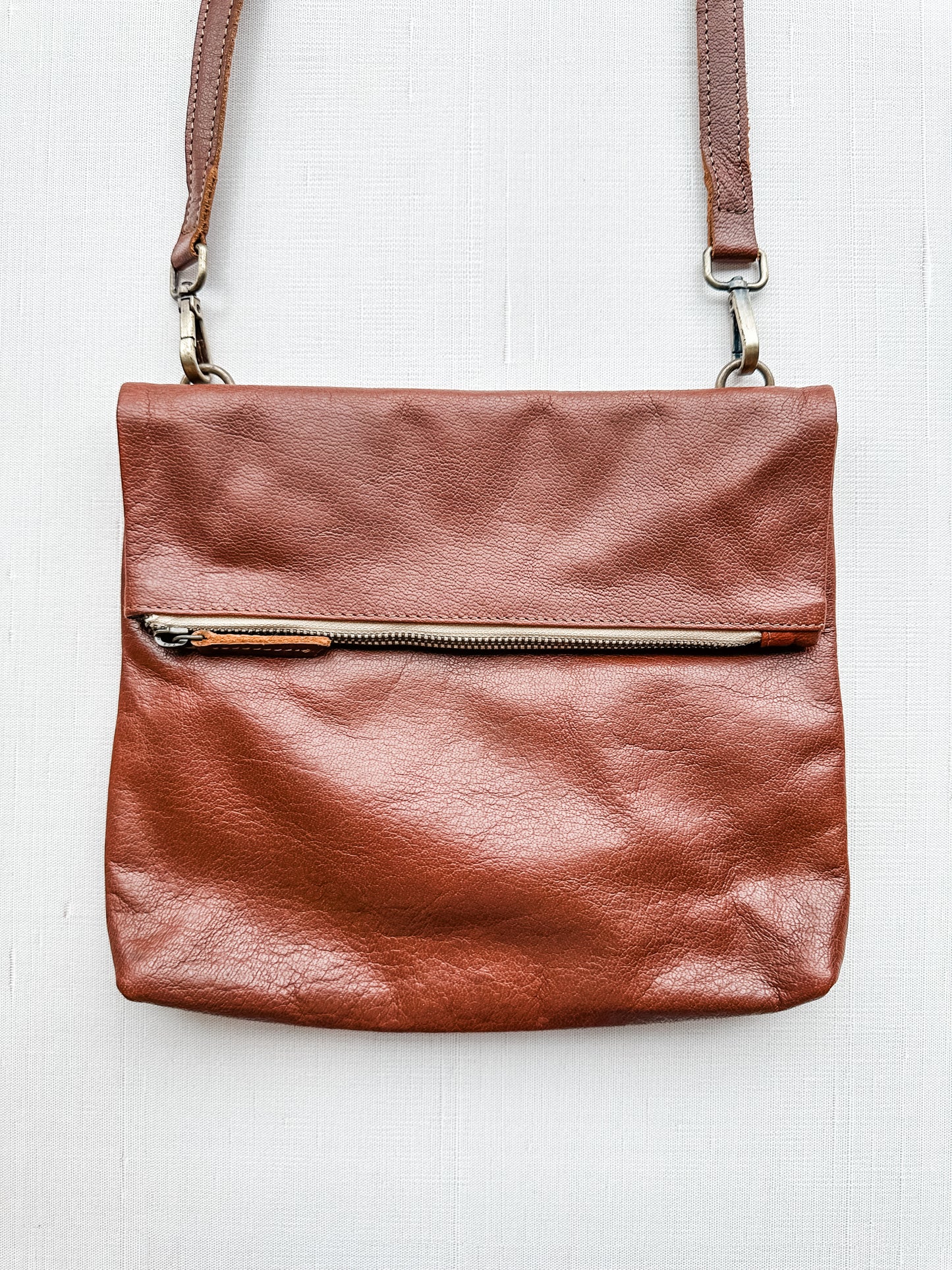 GR Perfect Pockets Crossbody in Chestnut