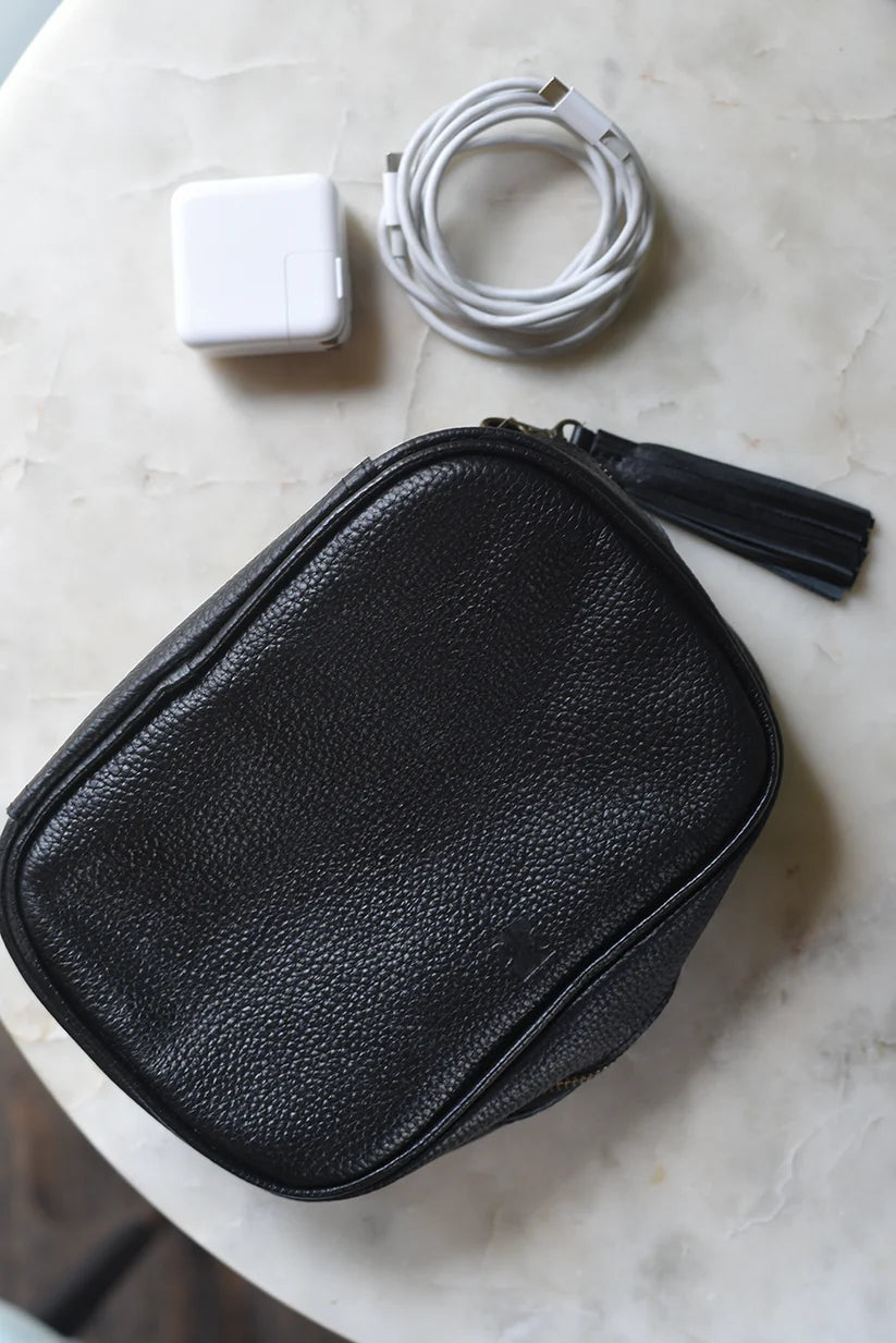 GR Organizational Pouch in Black
