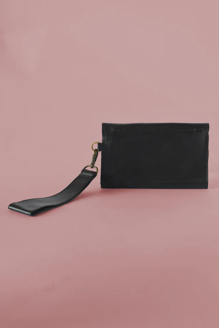 GR Wallet Wristlet in Black
