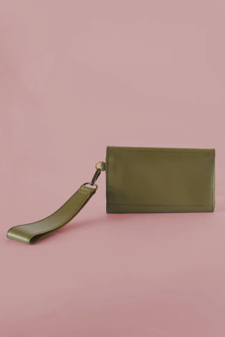 GR Wallet Wristlet in Olive