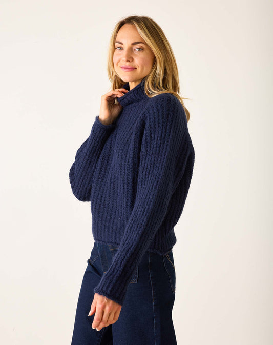 Beachside Softy Sweater in Navy