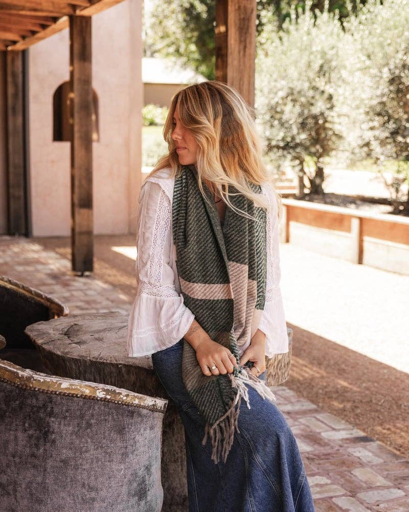 Cambridge Scarf in Forest Green