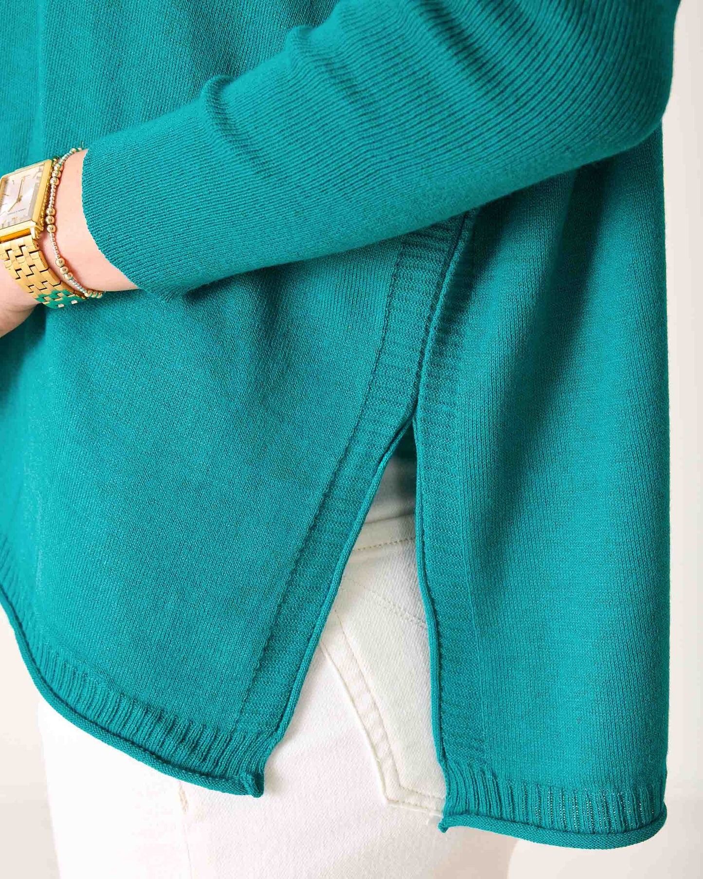 Catalina V-neck Sweater in Teal