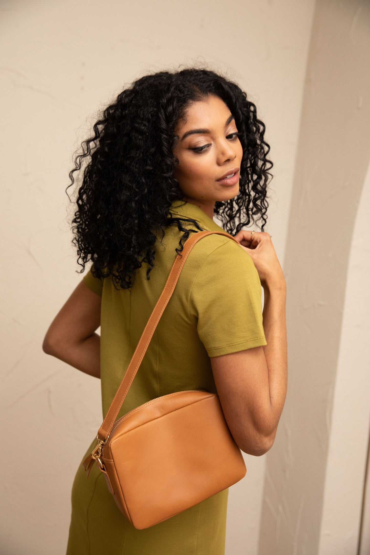 Aurora Crossbody in Cognac