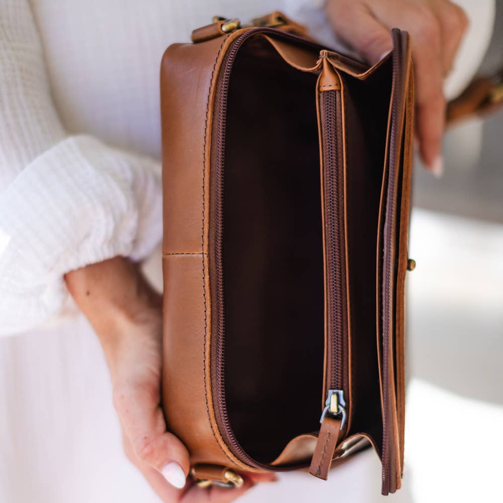 Nomad Crossbody Bag in Chestnut