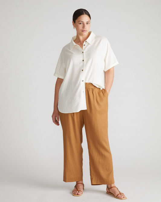 Iris Linen Easy Pull-On Pants in Boardwalk Brown