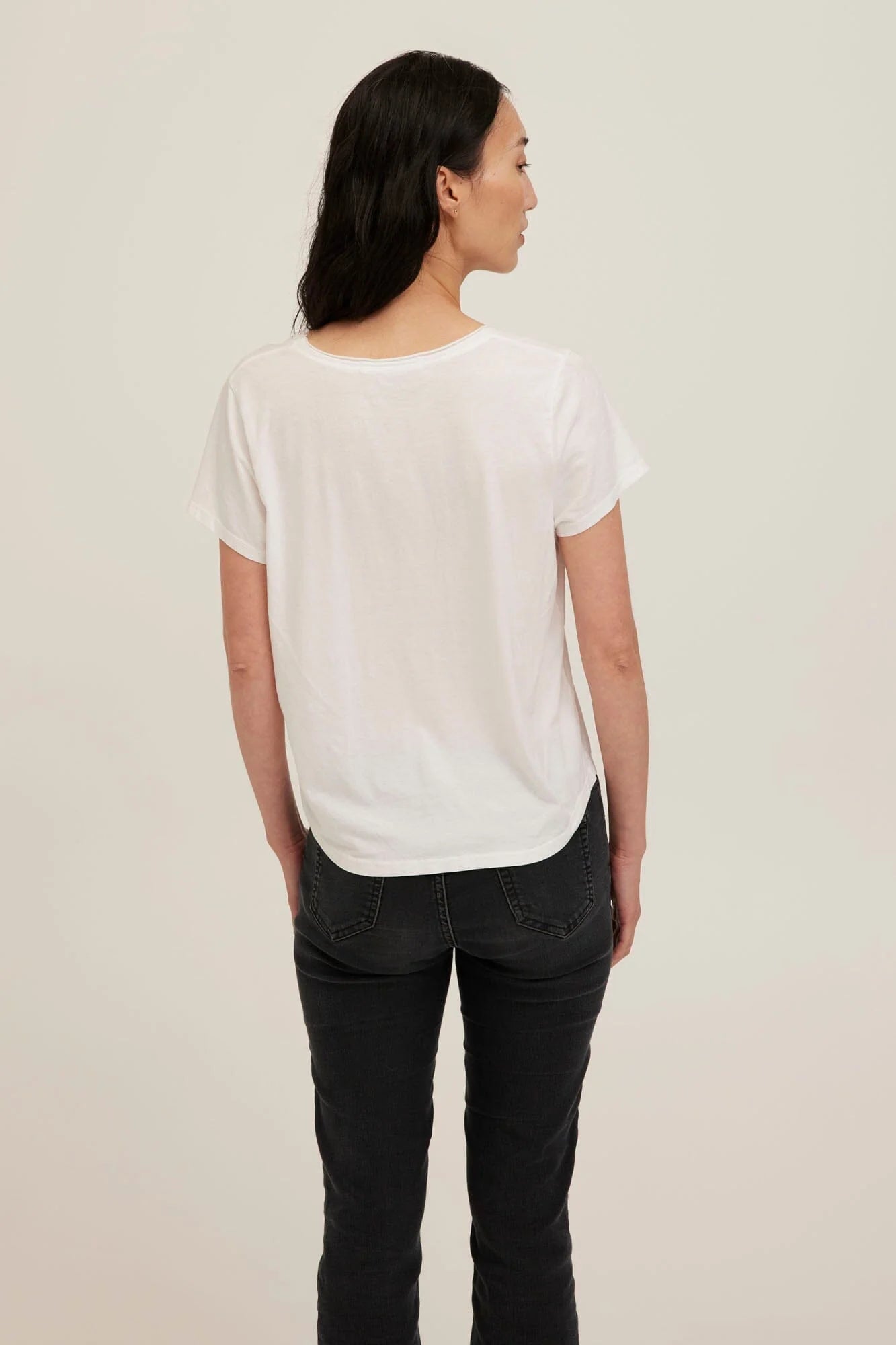Flora U Neck Tee