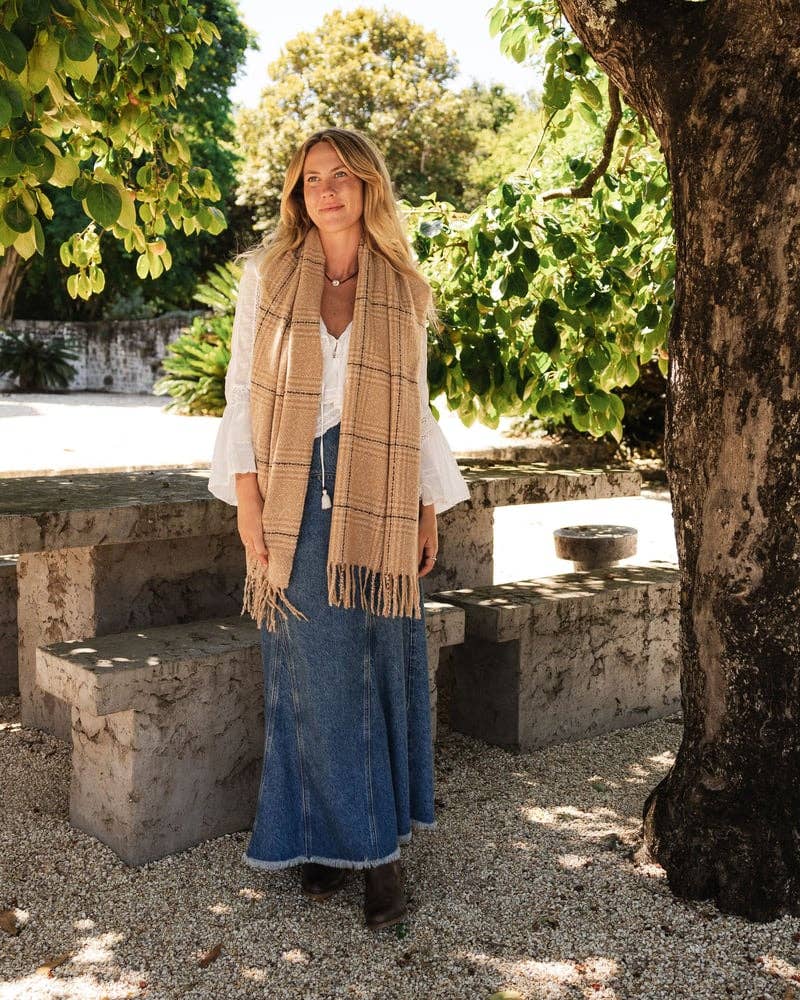 Cardiff Scarf in Camel