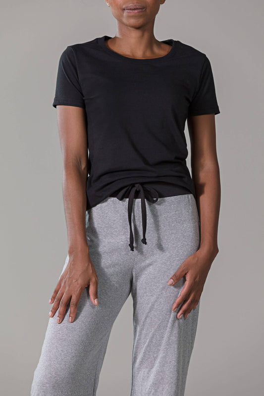 Fitted Tee in Black