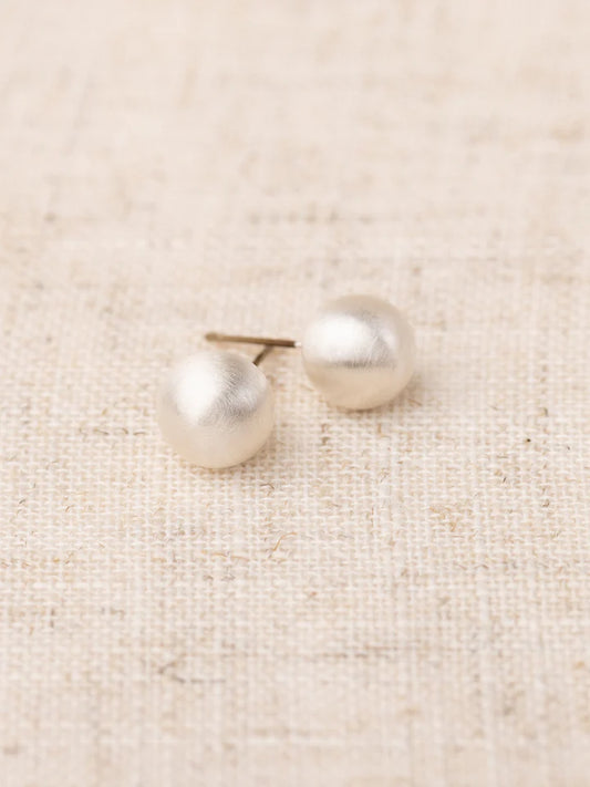Medium Grenada Earrings in Silver
