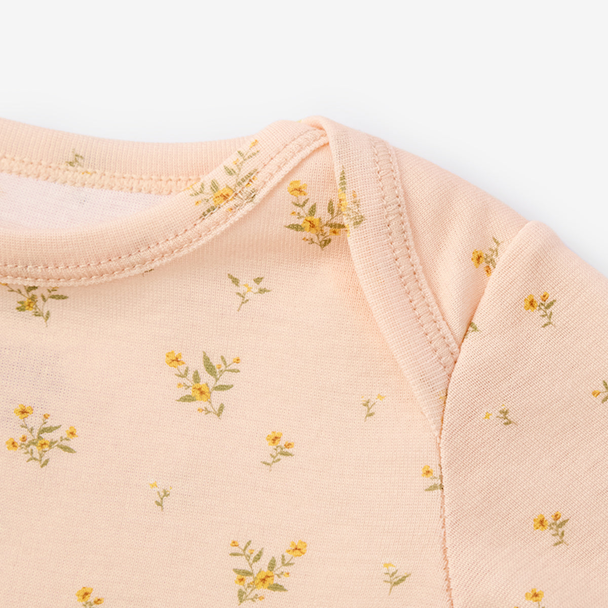 Onesie in Dainty Floral (Organic Cotton)