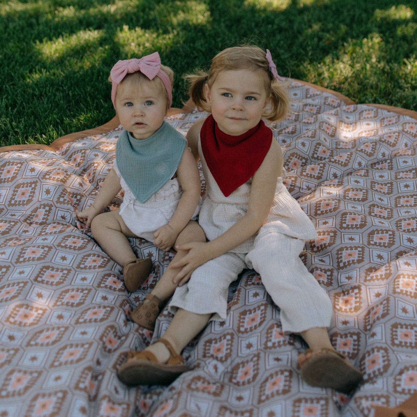 Dune Muslin Bandana Bibs Set