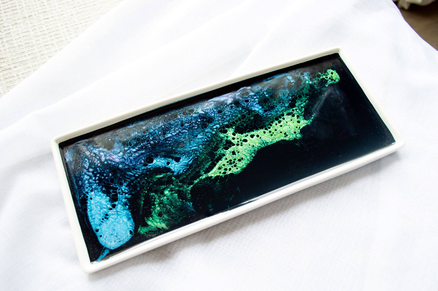 Large Ceramic Resin Tray in Navy