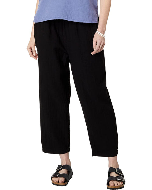 Easy Fit Cropped Trouser in Black