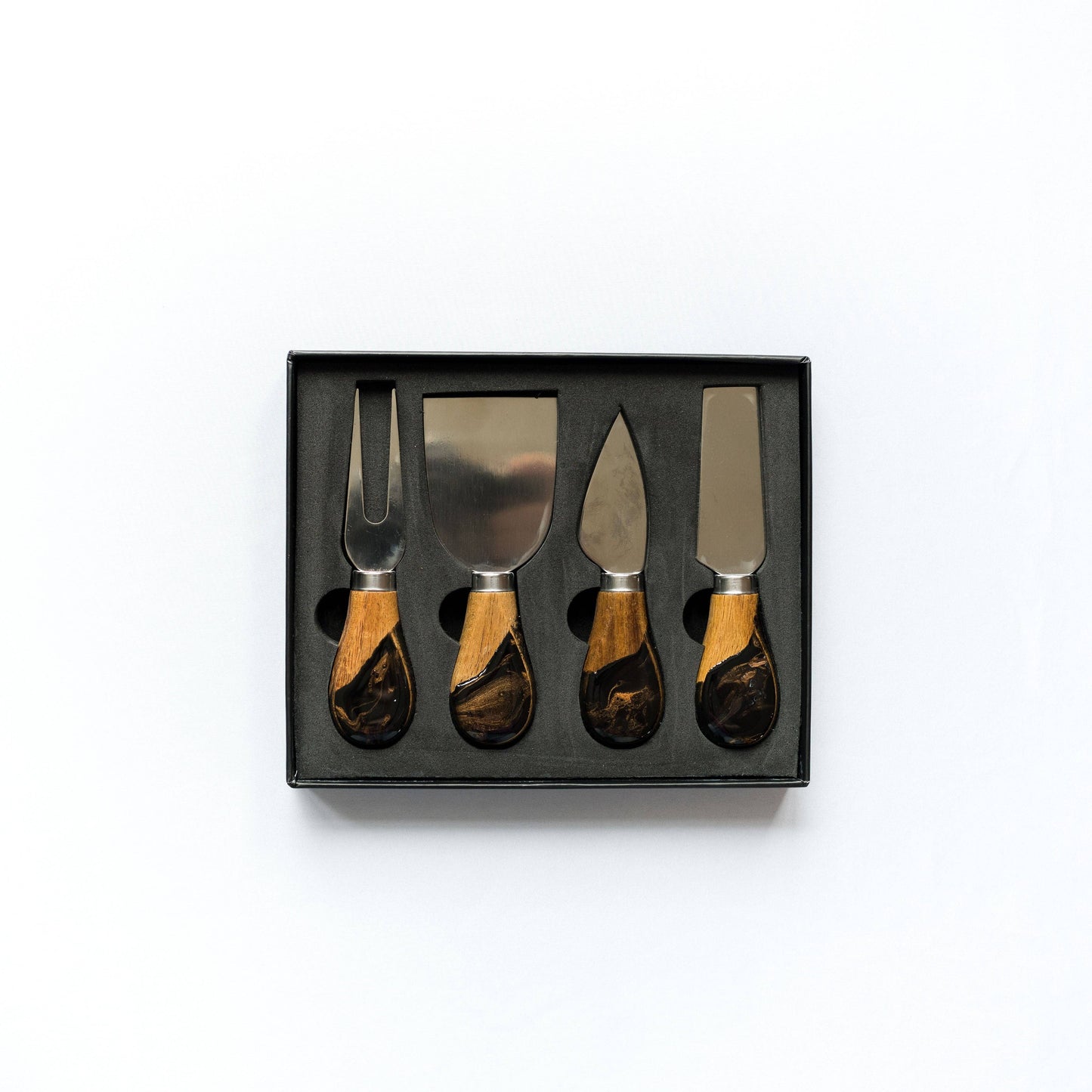 Resin Coated Cheese Knife Set in Navy
