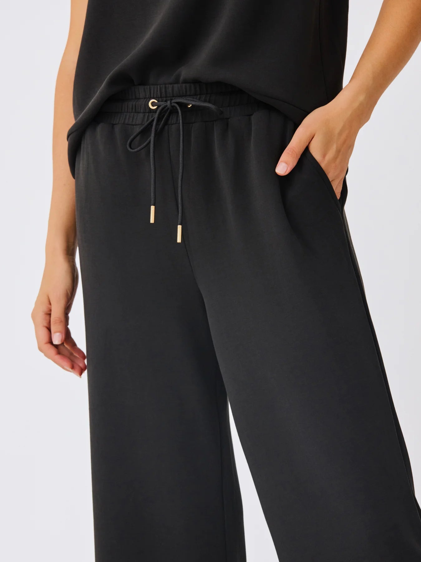 Sabrina Pants in Black