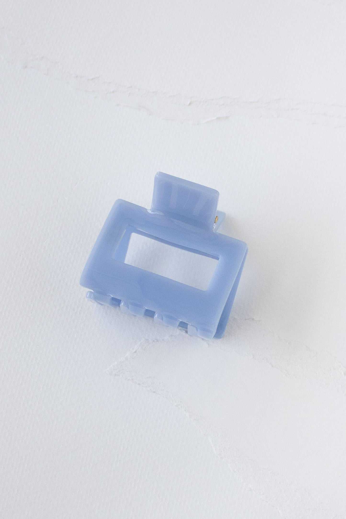 Eco Kylie Cellulose Acetate Hair Clip: Ivory Pearl