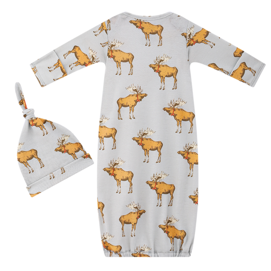 Newborn Gown & Hat Set in Moose (Organic Cotton)