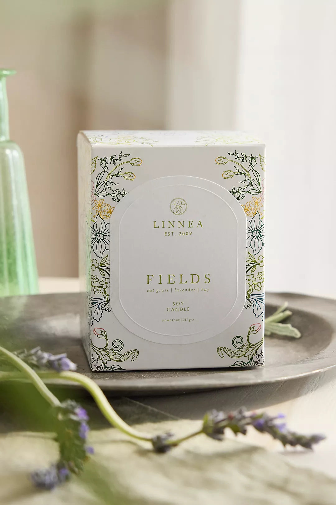 Linnea Fields 2-wick Candle