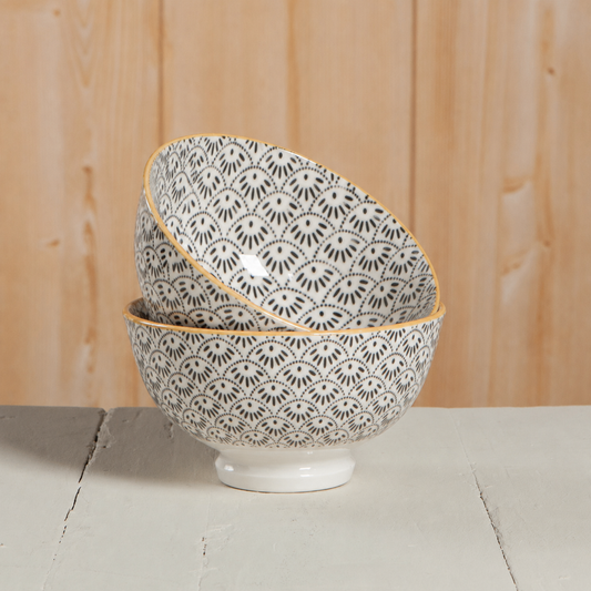 Dotted Scallop Stamped Bowl - 4"