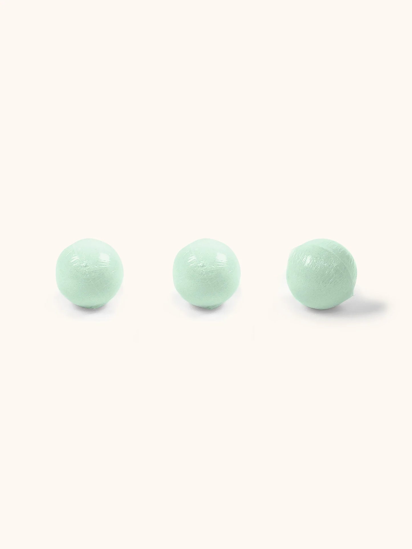 Petit Bon Bon Sweetheart Pink Bath Bombs