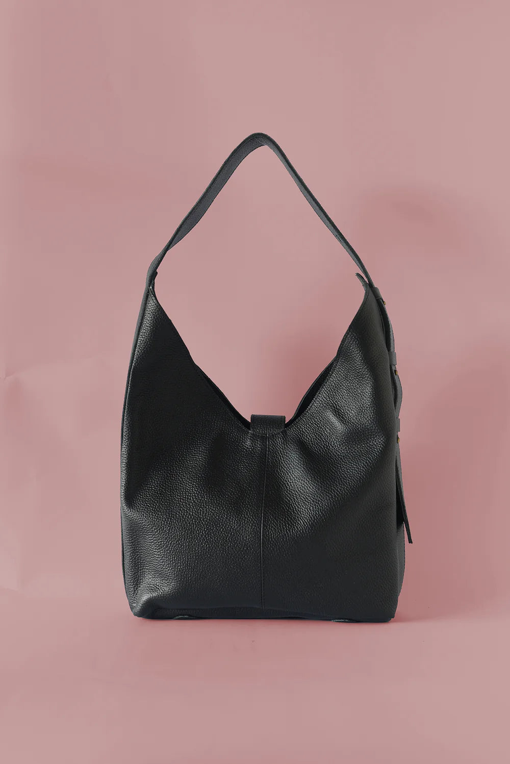 GR Bindle Bag in Pebbled Black