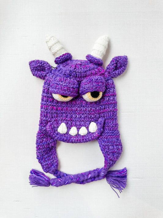 Kids Monster Hat in Ojos in Purple