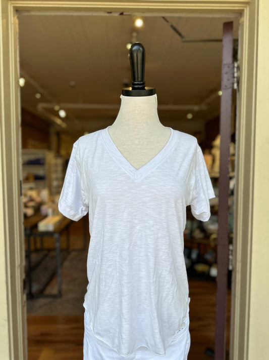 V-Neck Short Sleeve High Low Top in White