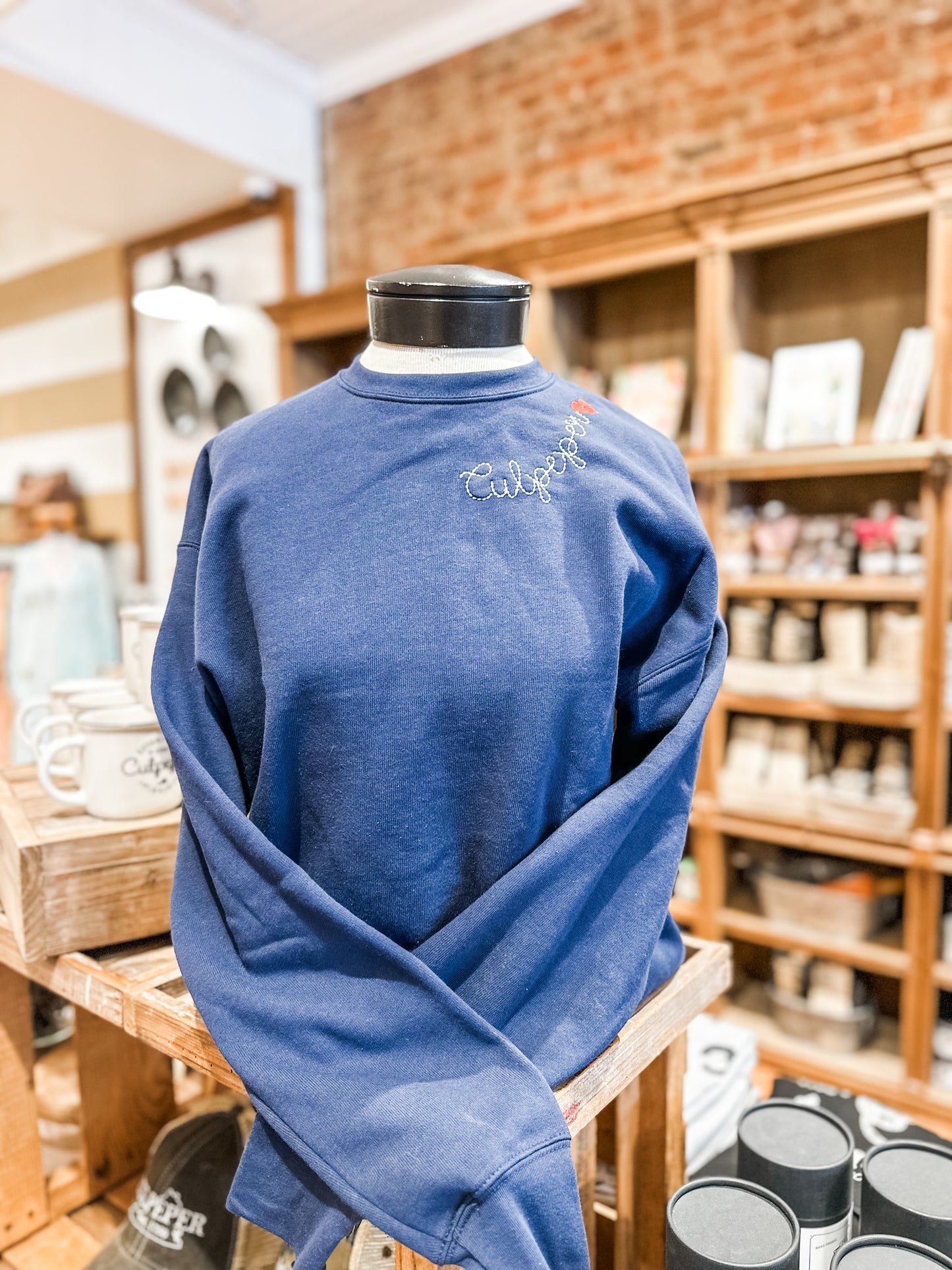 Embroidered Culpeper Sweatshirt in Navy