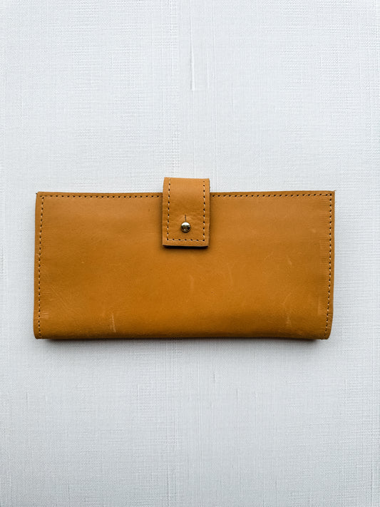 GR Everything Wallet in Cognac