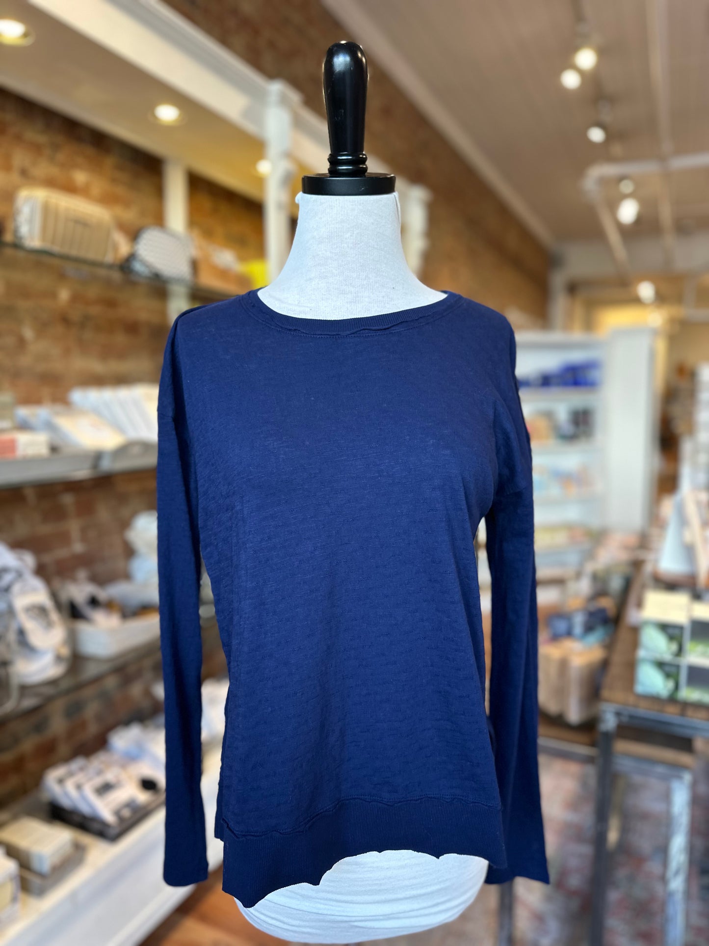 Long Sleeve Crew Neck Boxy Top in Navy Licorice