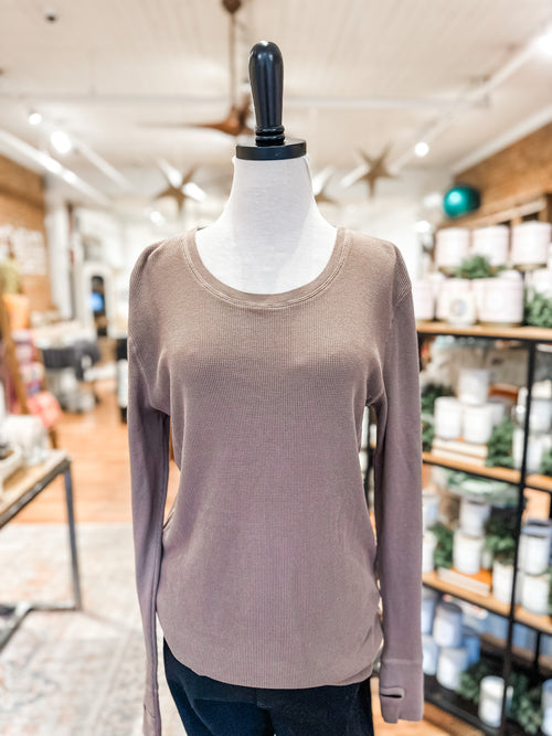 Long Sleeve Crew Neck Tee in Taupe Tavern