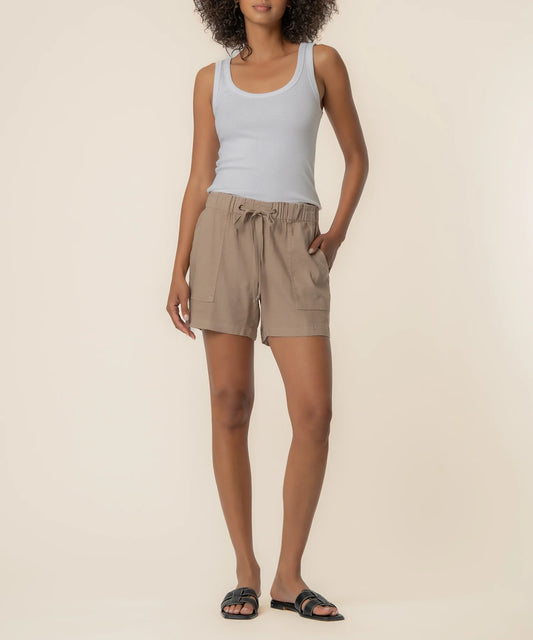 Katana Linen Shorts in Khaki