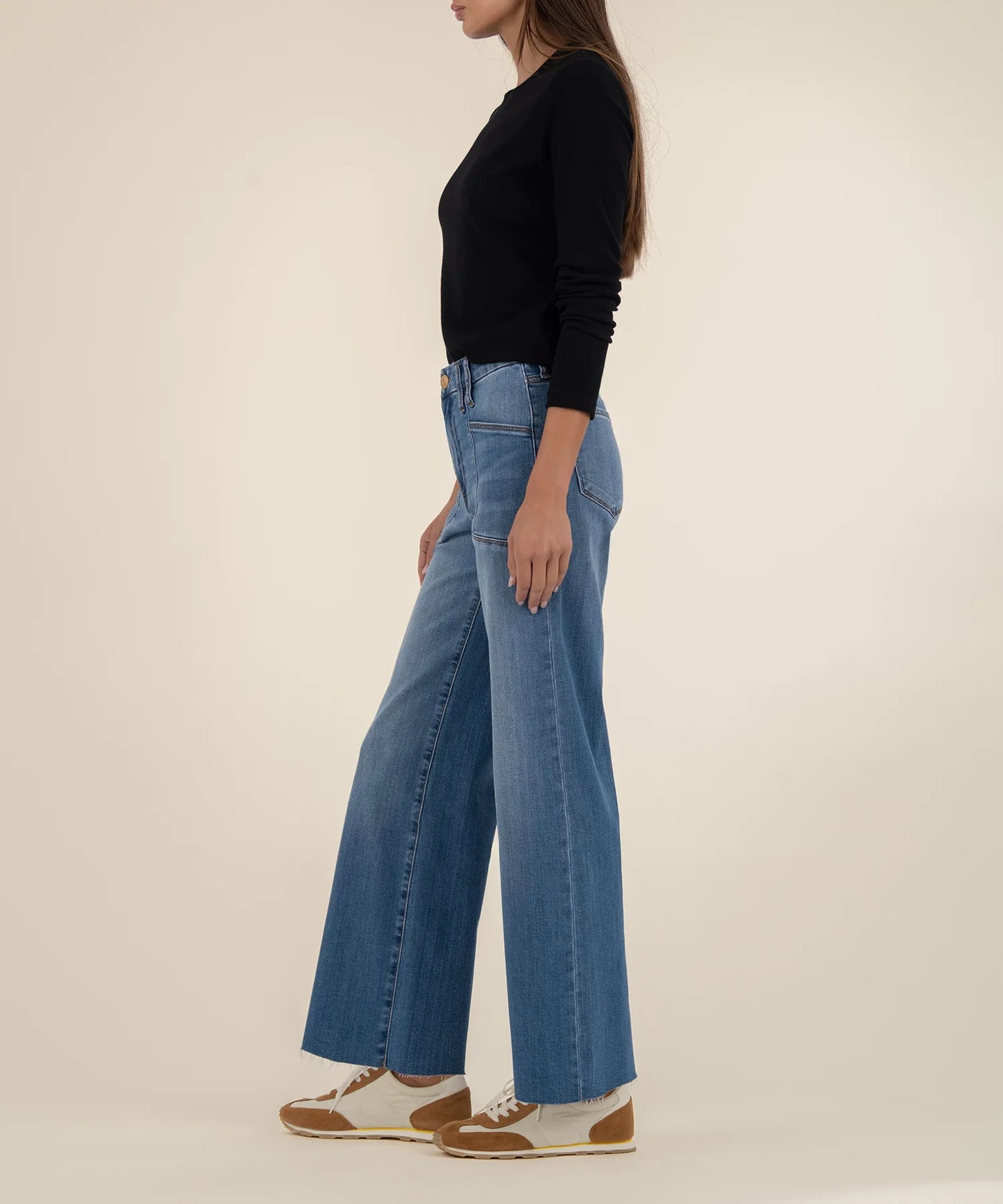 Meg Wide Leg Jeans in Earn