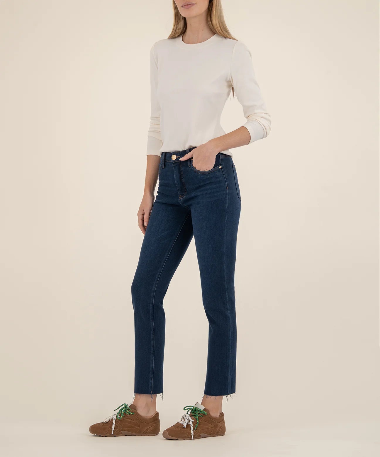 Reese Straight Leg Jeans with Raw Hem in Courageously
