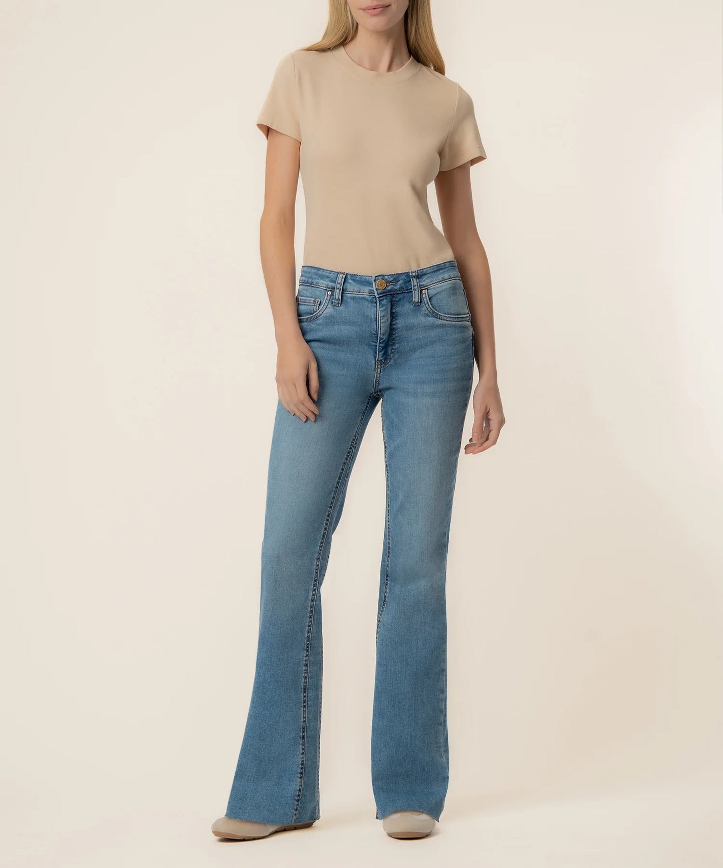 Kelly Kick Flare Jeans in Legend
