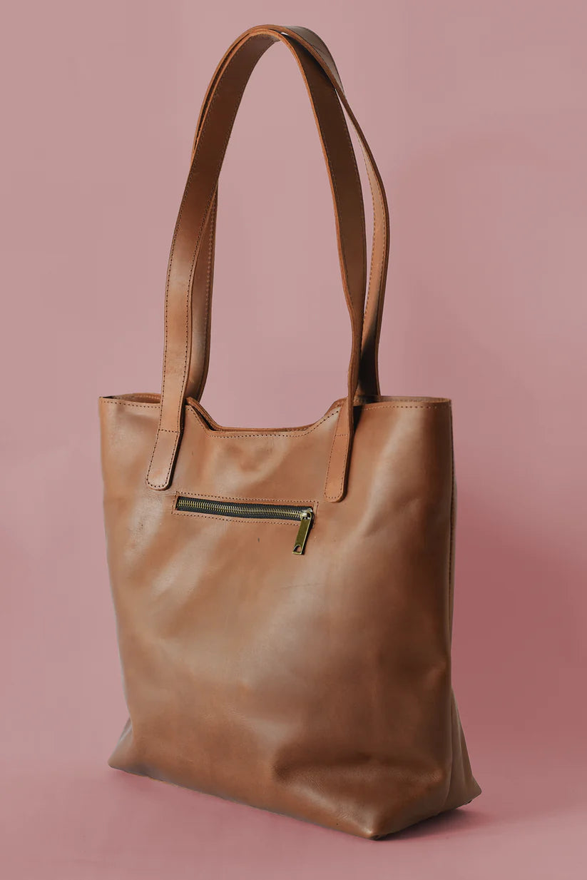 GR Wave Tote in Cognac