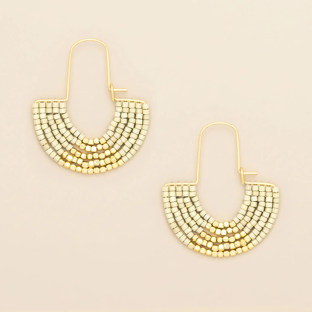 Chromacolor Miyuki U-Hoop Earring in Cream/Gold