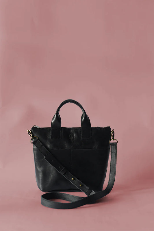 GR Medium Crossbody in Black