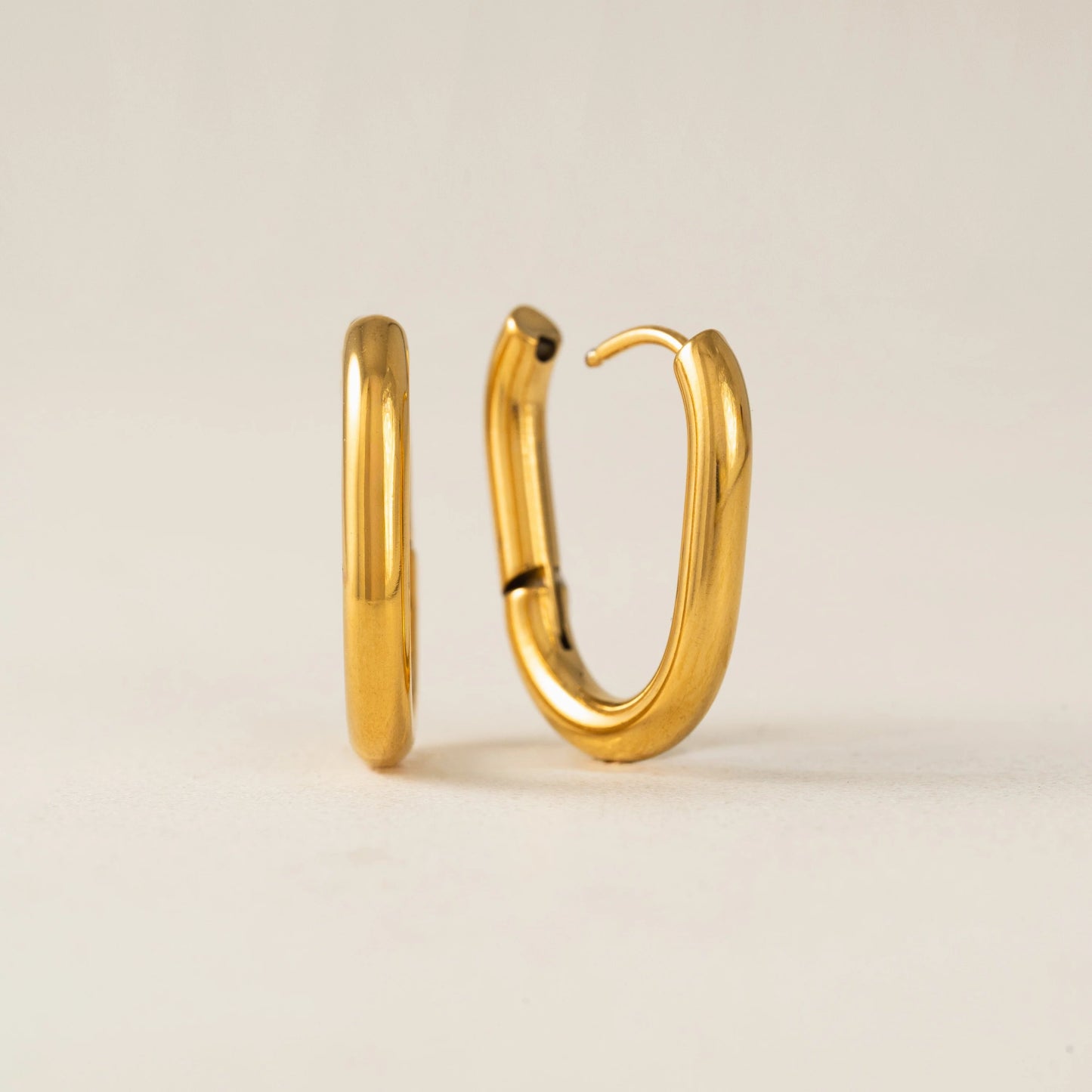 Midi Paperclip Puff Hoop Earrings in Gold (Waterproof)