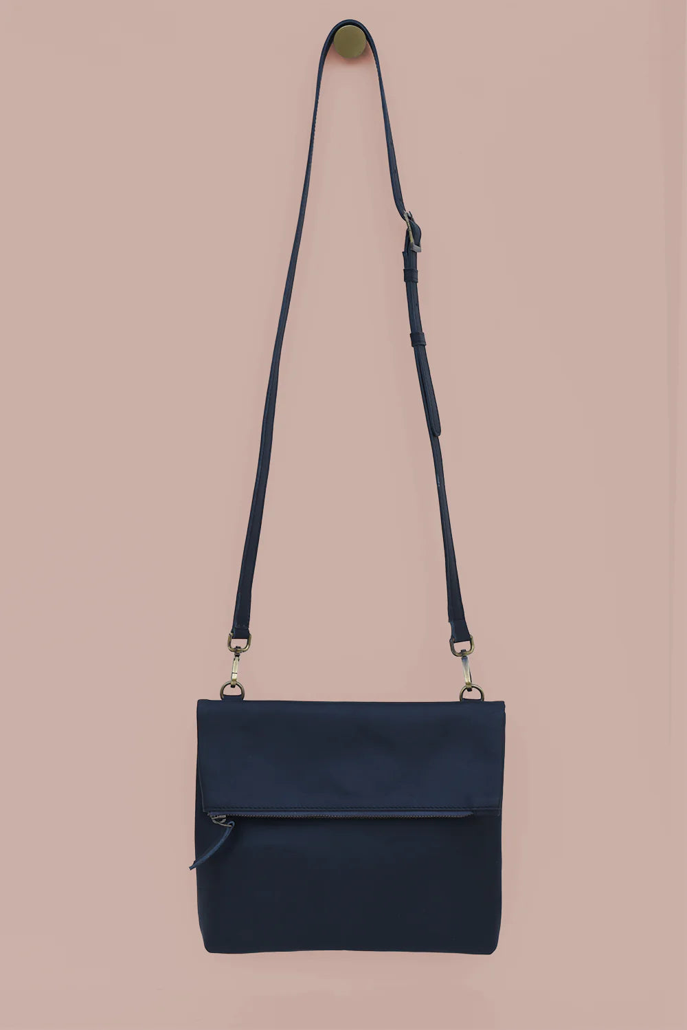 Perfect Pockets Crossbody in Black (India Collection)